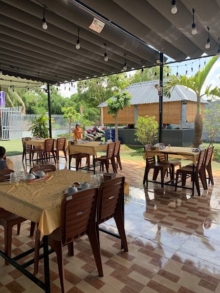 Hình ảnh Quán Ăn Gia Đình Gà Chỉ - 2