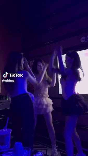 Hình ảnh KARAOKE PHOENIX - 2