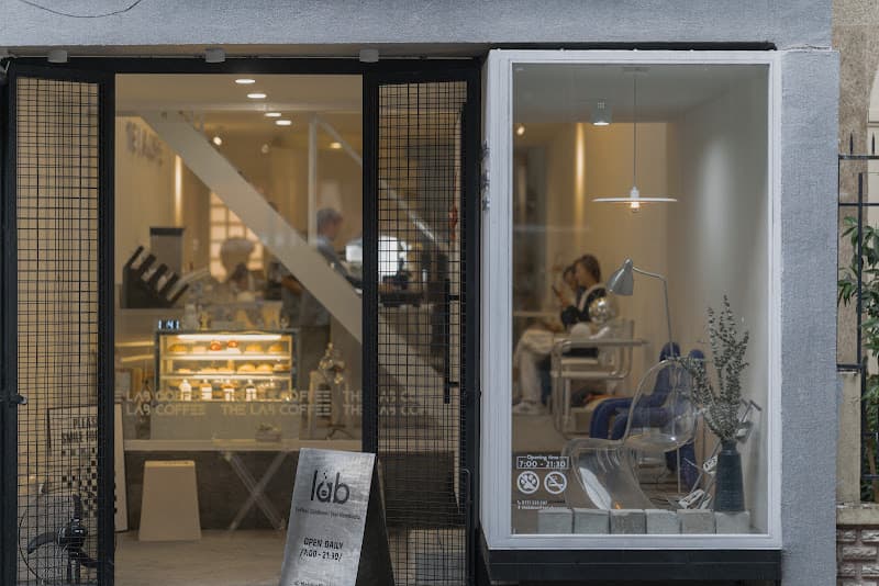 Hình ảnh The Lab Coffee - 3
