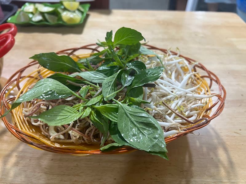 Hình ảnh quán Bún bò ngonn - 10
