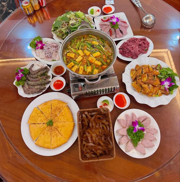 Hình ảnh Khu Ẩm Thực Vườn Sưa - 3