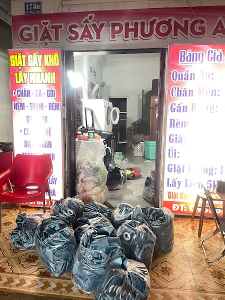 Hình ảnh Giặt Sấy lấy Nhanh Phương Anh - 4