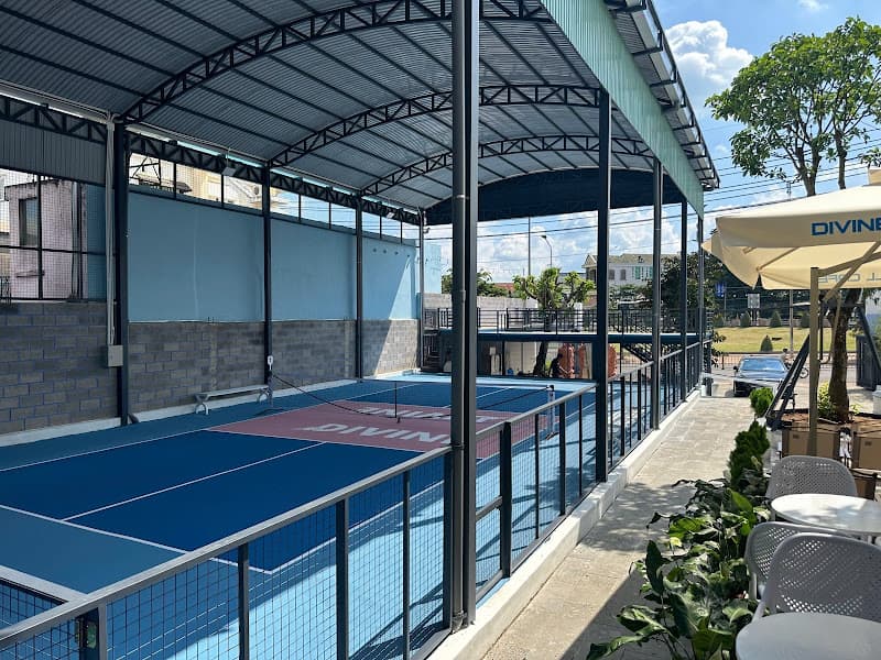 Hình ảnh Divine Pickleball & Cafe - 6
