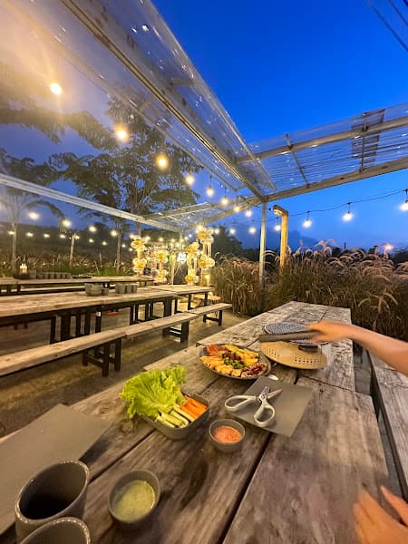 Ảnh bìa Dream House - Quán nướng đường tàu