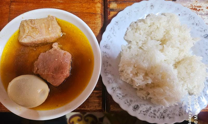 Hình ảnh Xôi thịt - Bánh mì Bà Tám - 2