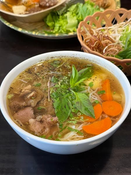 Hình ảnh Quỳnh Bún Chả Hà Nội / Bún bò Huế - 2