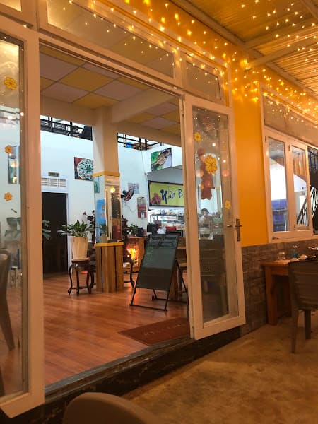 Quán ăn gia đình Hải Sản Hồng Vân