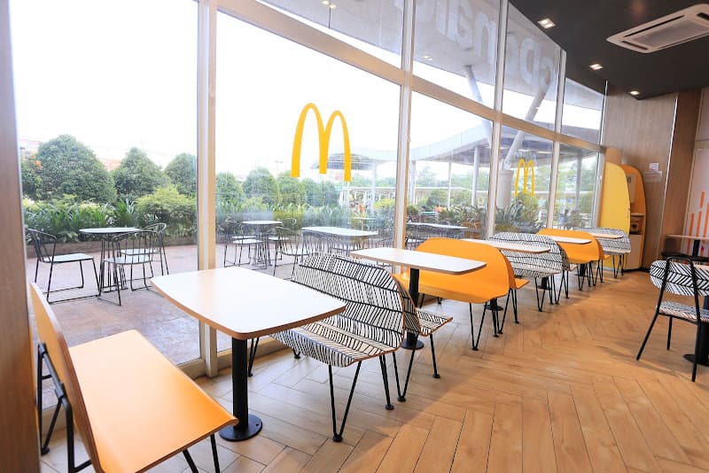 McDonald's Aeon Bình Dương
