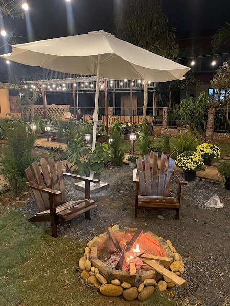 Ảnh bìa Tiệm Cà Phê Lối Nhỏ