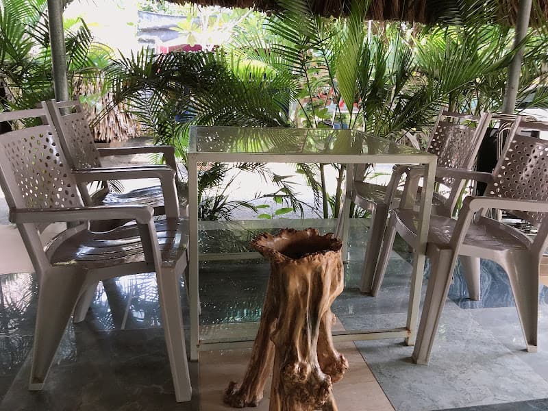 Cafe Sân Vườn PHỐ 2