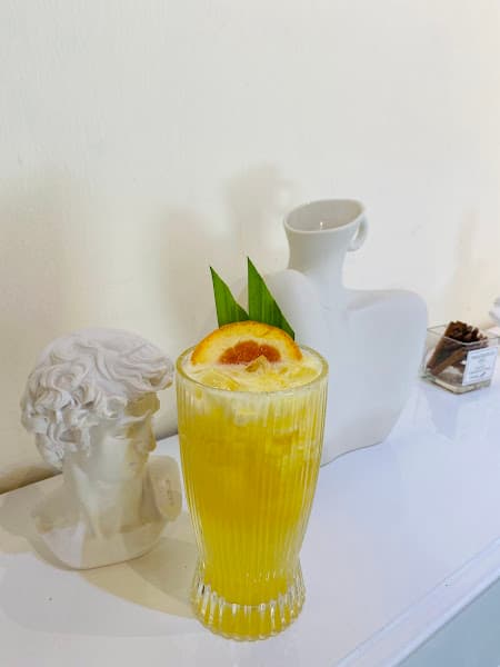 Hình ảnh Life and Time Coffee - 3