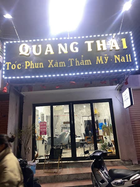 Hình ảnh Salon Quang Thái (Gội đầu- Làm tóc -Móng mi- phun xăm thẩm mỹ) - 4