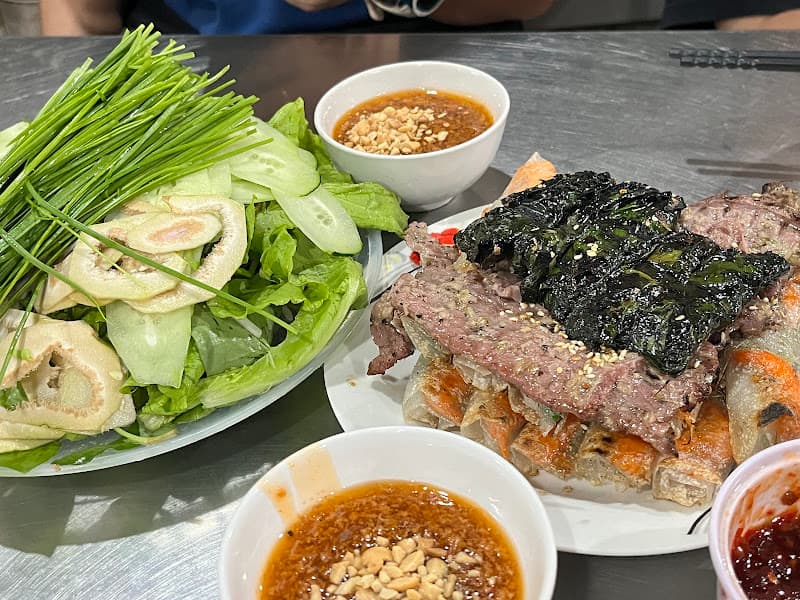 Hình ảnh Quyên Ram Thịt Nướng - 2