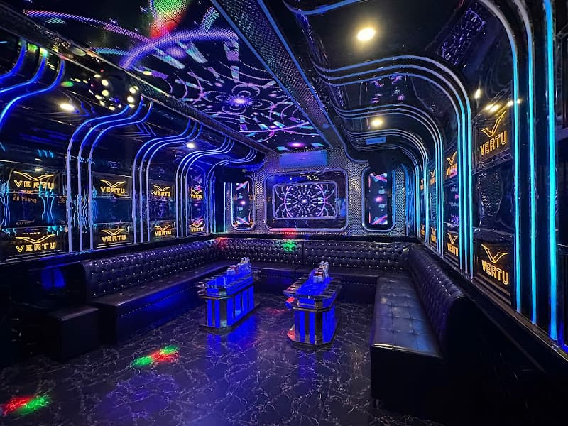 Karaoke Vertu Hưng Nguyên