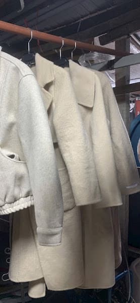 Hình ảnh Giặt là Hạnh Nguyên - 3