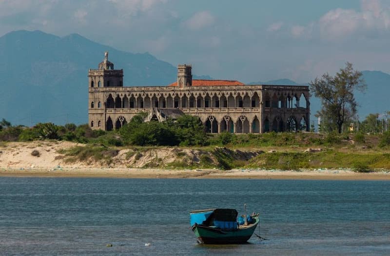 Di tích Nhà thờ Công giáo dòng Xitô