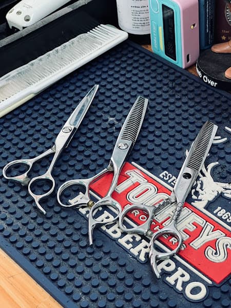 Hình ảnh PiG BarBer Shop - 6