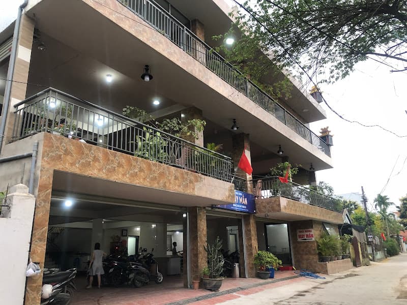 Nhà hàng May Mắn kiệt 333 Phạm Văn Đông