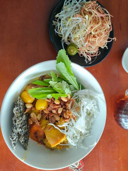 Ảnh bìa Bún bò gánh Không Tên