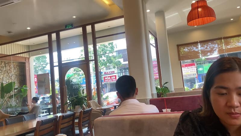 Hình ảnh Highlands Coffee Nguyễn Tất Thành - Buôn Ma Thuột - 5