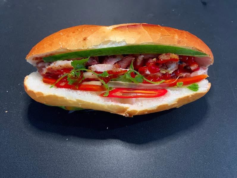 Hình ảnh Bánh Mì Phượng Hoàng 3 - 4