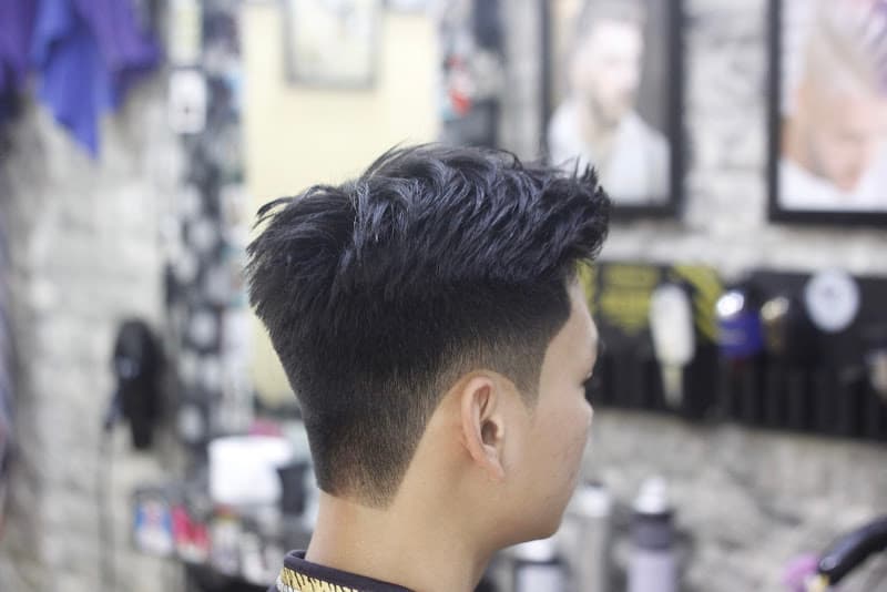 Cắt tóc nam Long barberShop