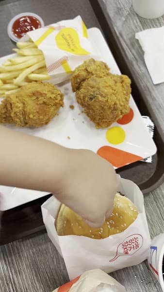 Hình ảnh Lotteria Vincom Mega Mall Royal City - 4
