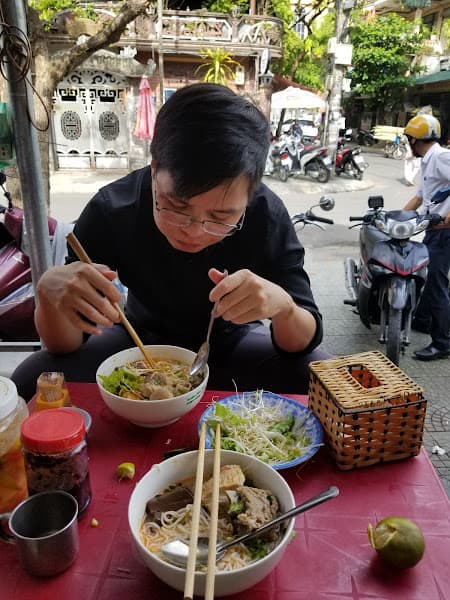 Hình ảnh Ăn sáng Cơm hến Trương Định - 3