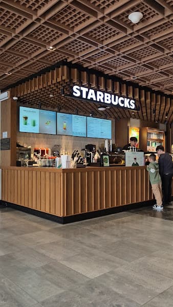 Hình ảnh Starbucks Sun World Bà Đen - 3