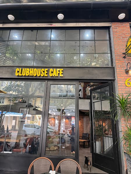 Clubhouse cafe