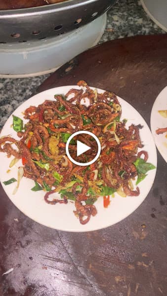 Hình ảnh Thịt Chó Chiến Đen - Quán Nhậu Thịt Chó Ngon Bến Xe Mới Thái Nguyên - 3