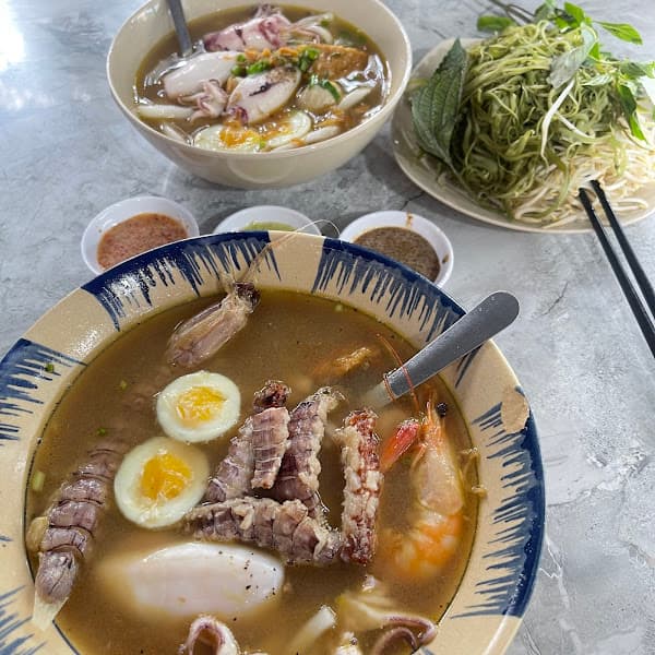 Hình ảnh Bánh canh Mực Quậy - 2