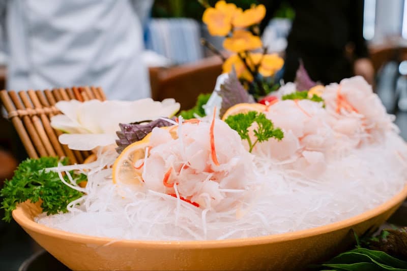 Hình ảnh Chinh Thuỷ SeaFood Restaurant - Nhà Hàng Hải Sản Hà Nội - 2