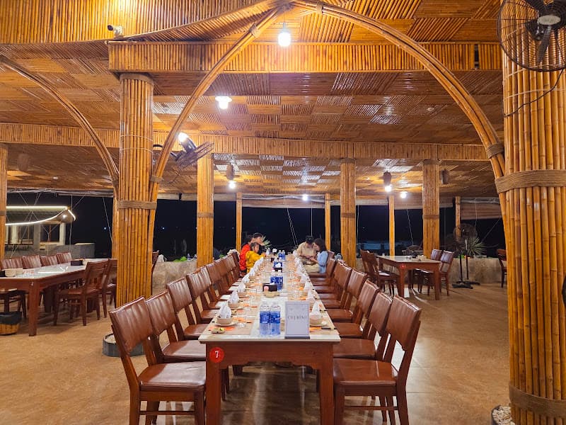 AN LAGOON Seafood Master - Nhà Hàng Hải Sản Lăng Cô, Huế