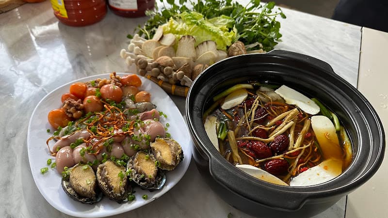 Hình ảnh VƯỜN BIA (ÚT DIÊN QUÁN) - 4