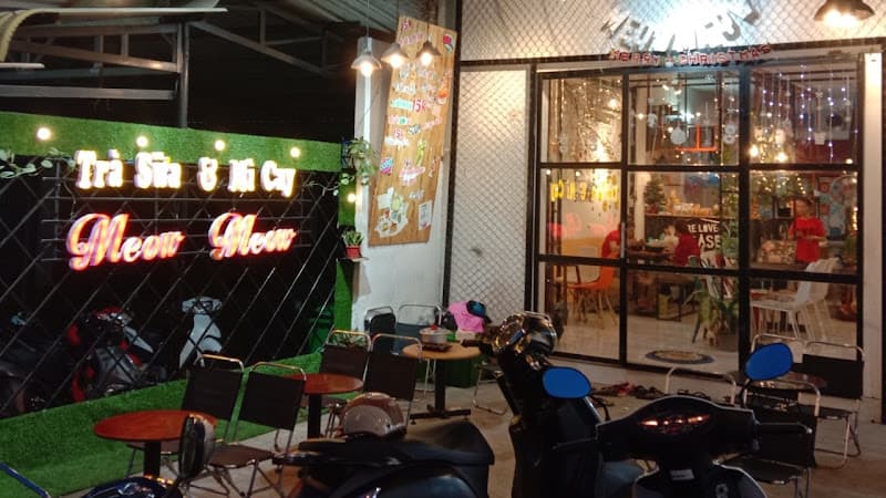 Trà sữa & mì cay Meow Meow