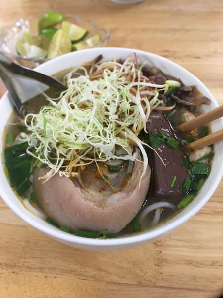 Hình ảnh Bún bò Huế Anh Quân 2 68 Đào Duy Từ - 2