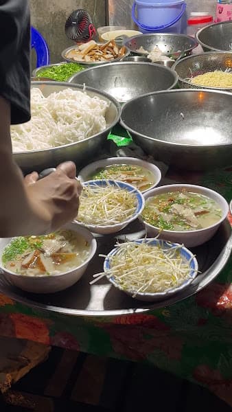 Hình ảnh Bánh Canh Đình ( Bánh Canh Xí Quách - Đình Thần Dương Đông )) - 4