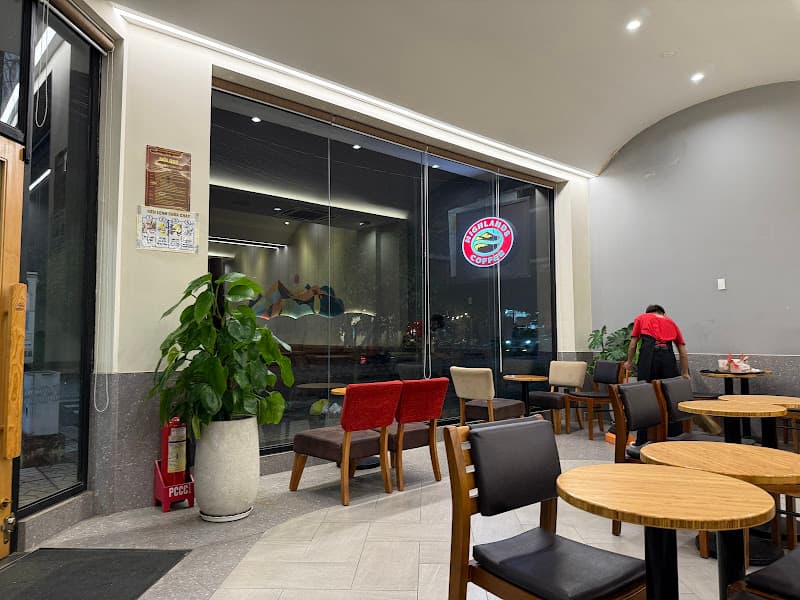 Hình ảnh Highlands Coffee Hùng Vương Trảng Bom - 4