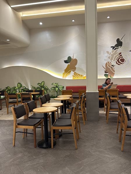 Hình ảnh Highlands Coffee Bãi biển Sầm Sơn Thanh Hóa - 4