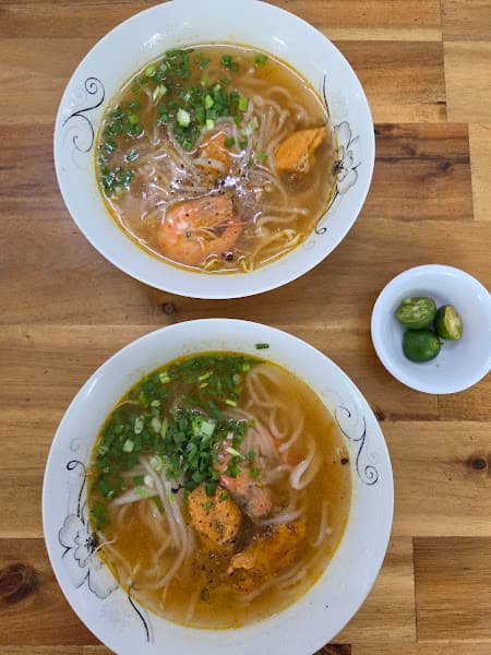 Hình ảnh Bánh Canh Cua Tin Tin (crab noodle soup) - 2