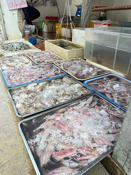 Hình ảnh Thuỷ Hải Sản Tuyến Thuý - 4