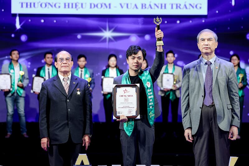 Hình ảnh Dơm - Vua Bánh Tráng, Phạm Tuấn Tài - Cầu Giấy, Buffet bánh tráng 69k - 5