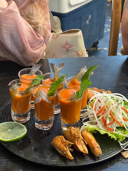 Hình ảnh Dế Mèn Bistro - 2