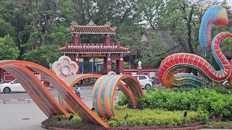 Hình ảnh Đài tưởng niệm chiến sỹ trận vong - 5