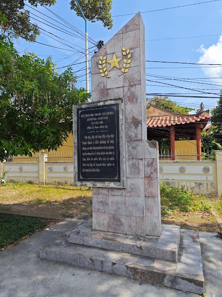 Hình ảnh Cây dầu đôi Diên Khánh - 2