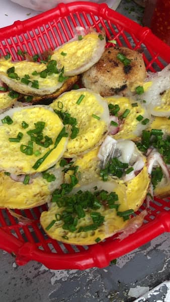 Hình ảnh Quán bánh căn lề đường cô Hoa - 3