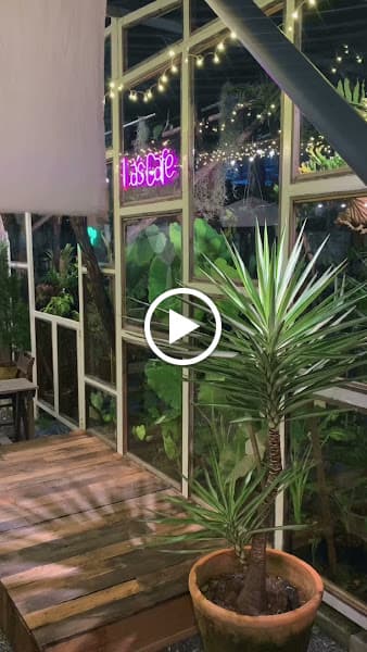 Hình ảnh La’s Cafe - 3