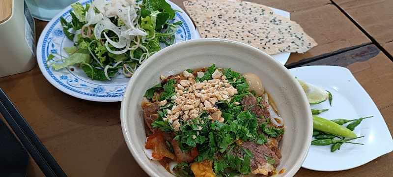 Hình ảnh Quán SƯƠNG LÊ: Mì Quảng - Bánh Tráng Cuốn Thịt Heo - 5