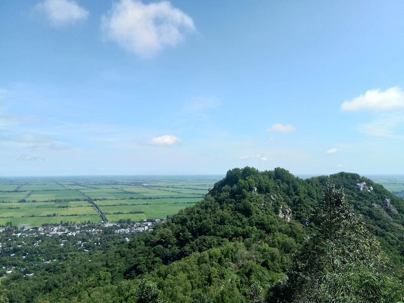 Hình ảnh Núi Ba Thê - 3